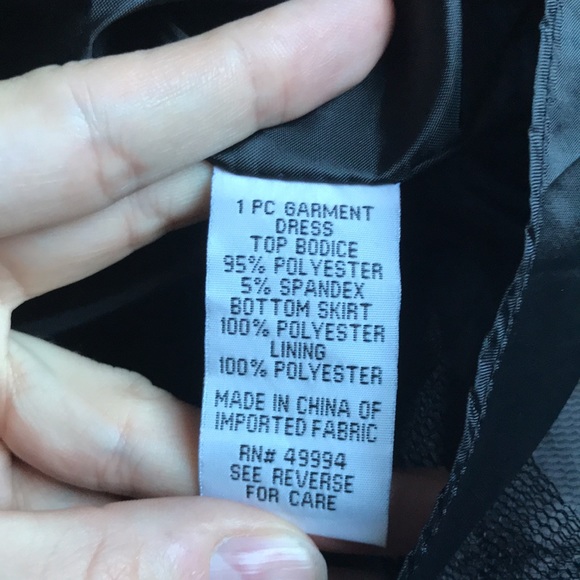 R&M Richards black and silver size 6 plunging neck sequins party dress. - Picture 9 of 10